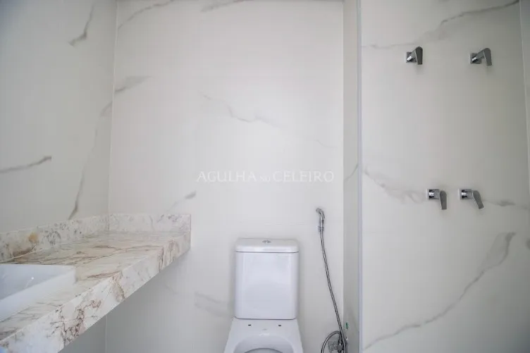 Apartamento novo com varanda gourmet à venda em Moema – 20836