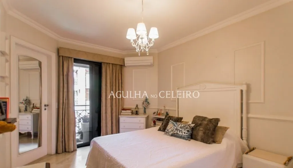 Apartamento espaçoso à venda em Alto de Pinheiros – 18310