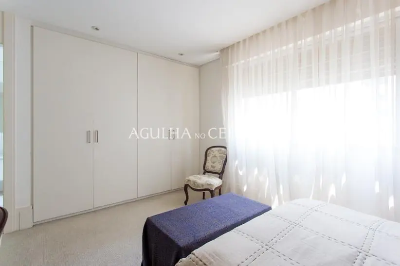 Vendo/Jardim América: super reformado na parte plana – AP1260