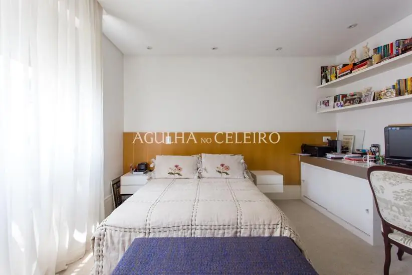 Vendo/Jardim América: super reformado na parte plana – AP1260