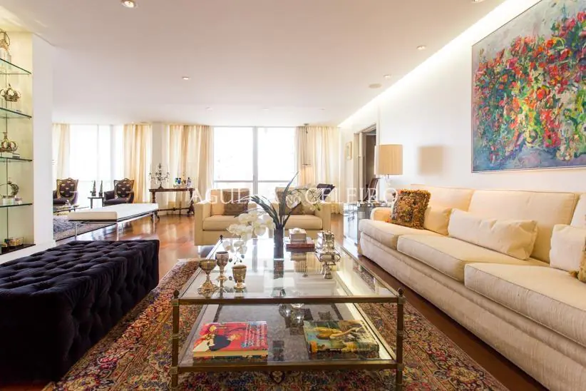 Vendo/Jardim América: super reformado na parte plana – AP1260