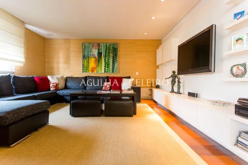 Vendo/Jardim América: super reformado na parte plana – AP1260