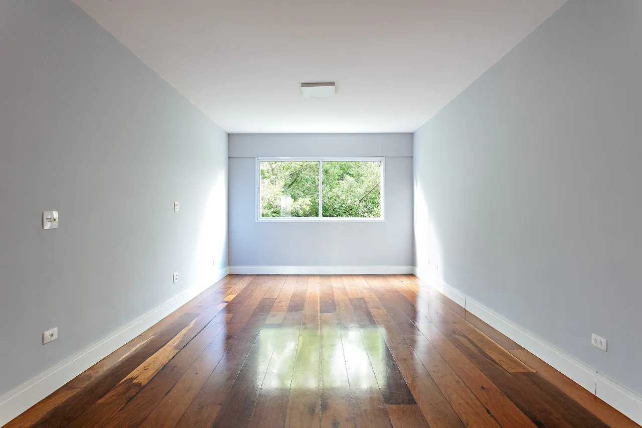 Apartamento à venda em rua arborizada e tranquila. – AP4696