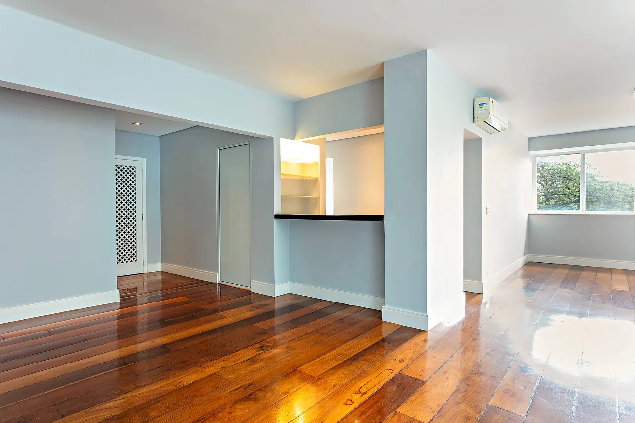 Apartamento à venda em rua arborizada e tranquila. – AP4696