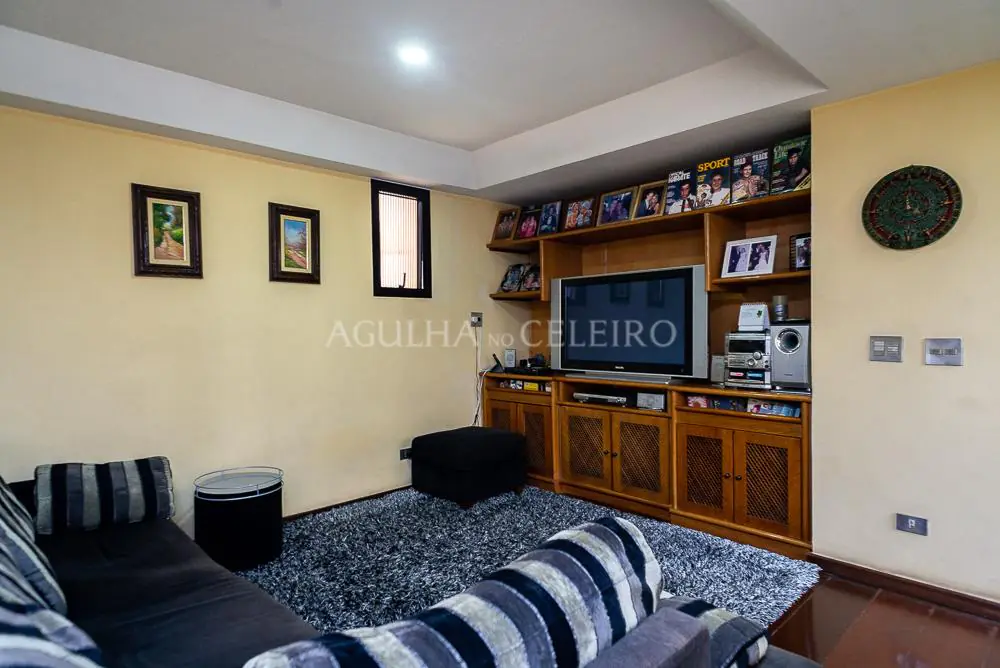 Venda/Moema: super planta, 04 suítes e 04 vagas! – AP5140