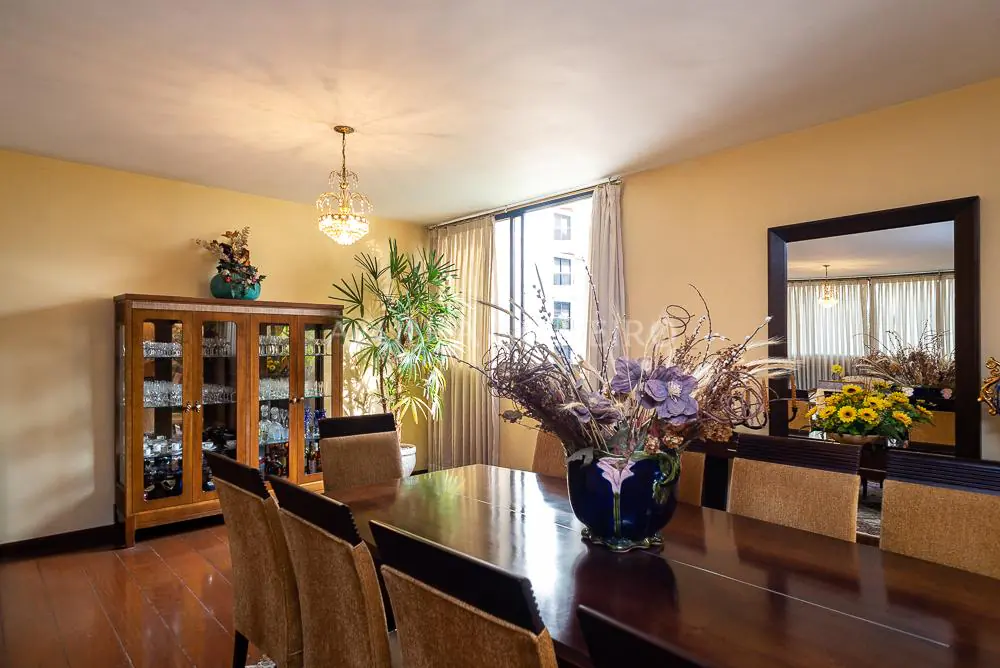 Venda/Moema: super planta, 04 suítes e 04 vagas! – AP5140