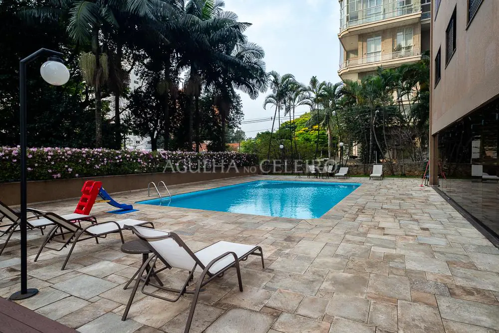 Venda/Moema: super planta, 04 suítes e 04 vagas! – AP5140