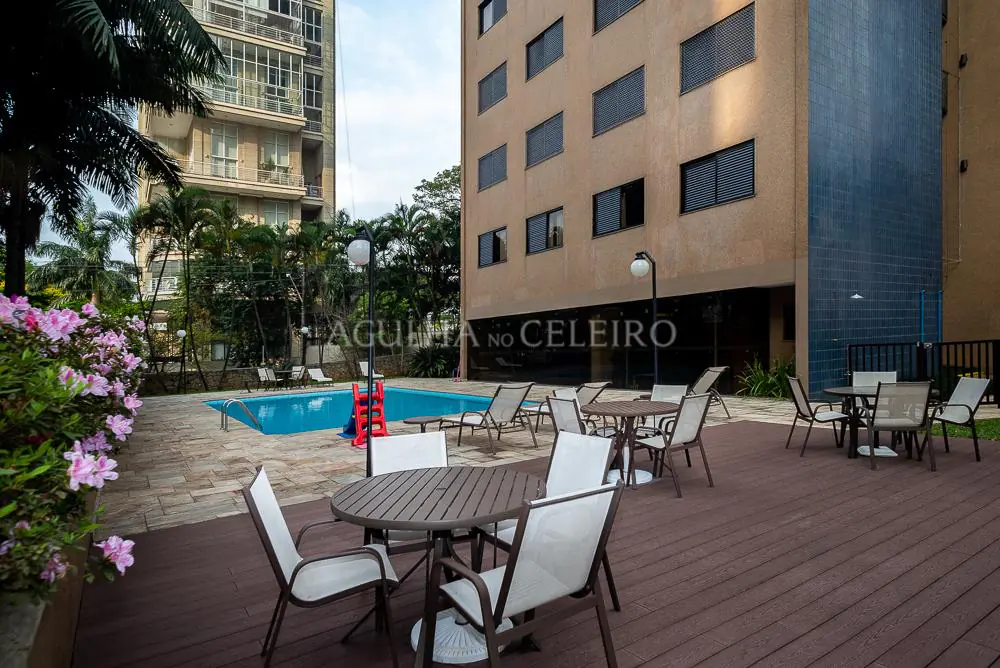 Venda/Moema: super planta, 04 suítes e 04 vagas! – AP5140