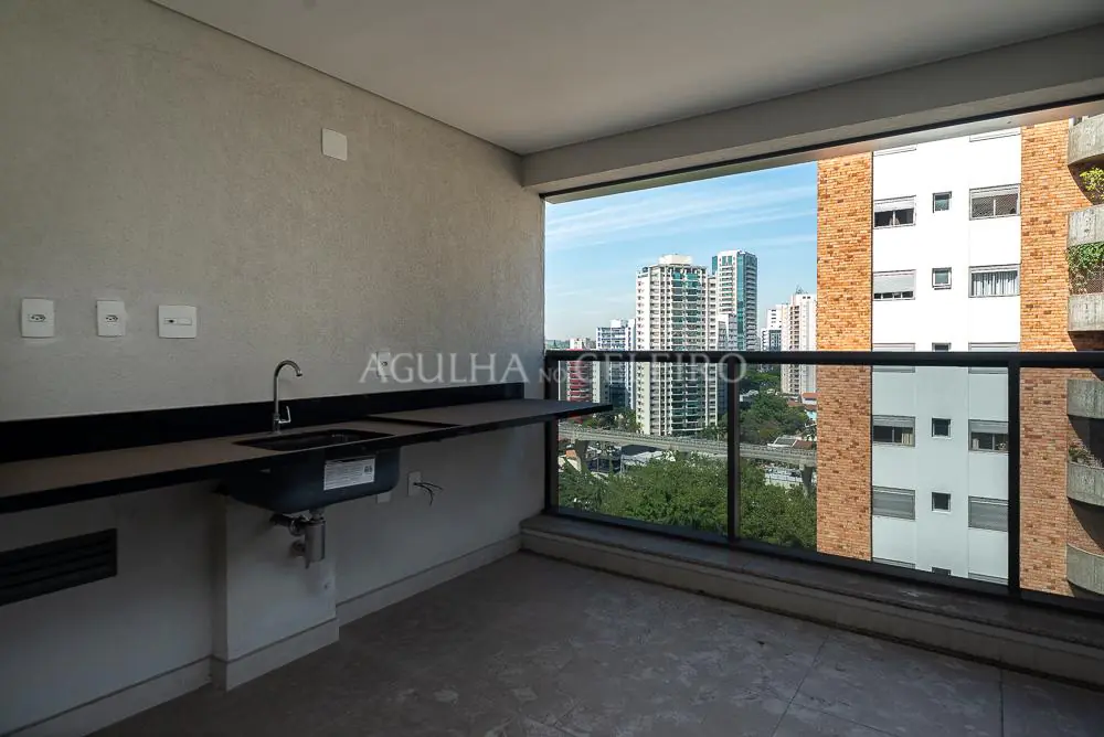 Venda/Campo Belo: aquela varanda goumert próximo do Brooklin e Moema! – AP5182