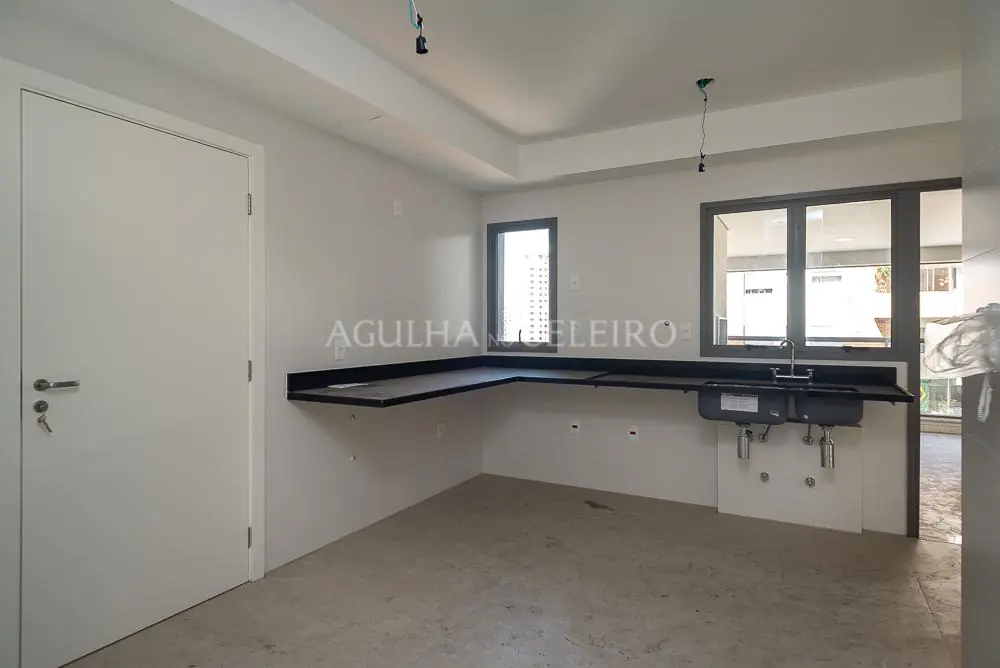 Venda/Campo Belo: aquela varanda goumert próximo do Brooklin e Moema! – AP5182