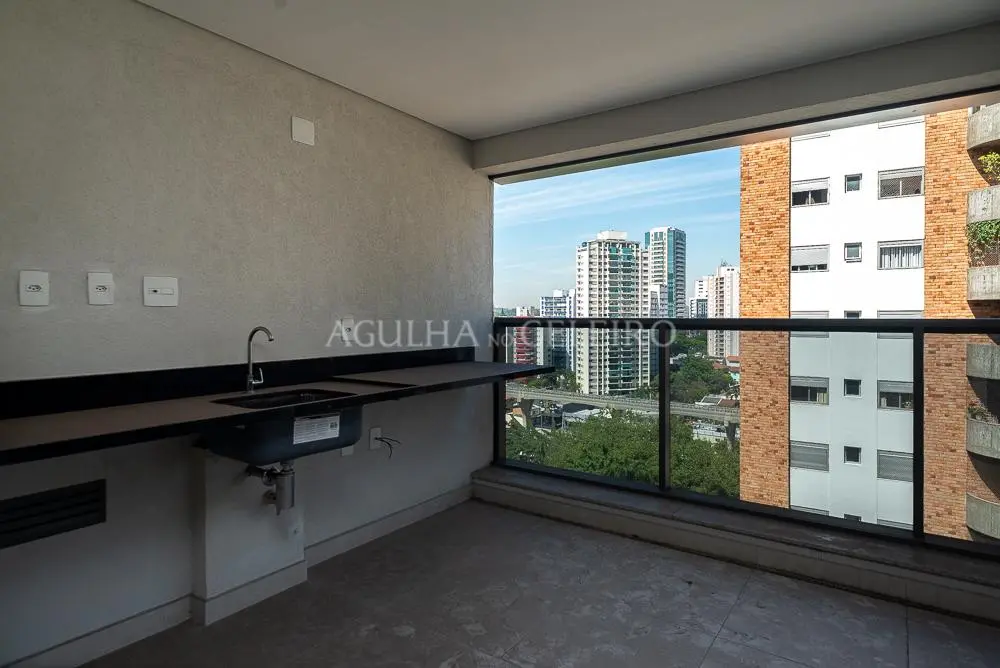 Venda/Campo Belo: aquela varanda goumert próximo do Brooklin e Moema! – AP5182