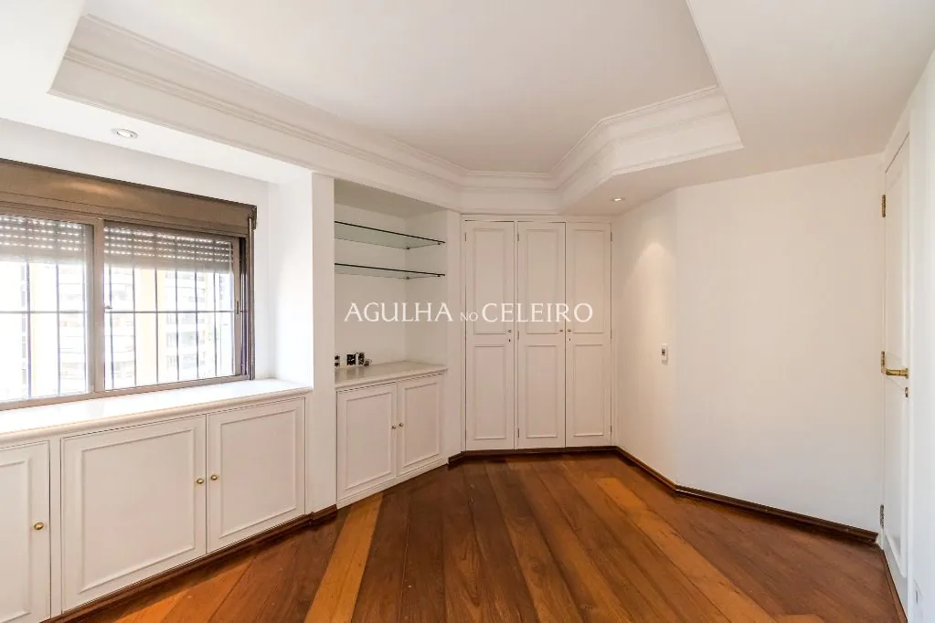 Venda/Campo Belo: Muito espaço para sua família! – AP5400