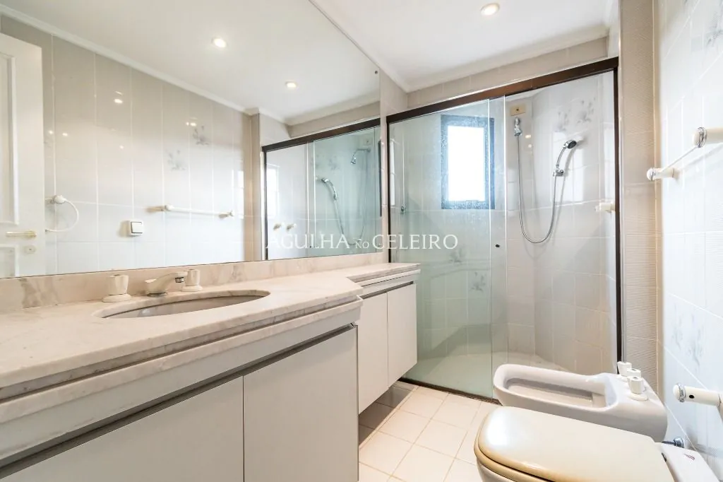 Venda/Campo Belo: Muito espaço para sua família! – AP5400