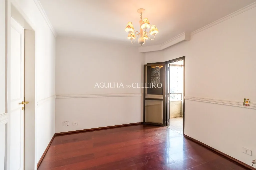 Venda/Campo Belo: Muito espaço para sua família! – AP5400