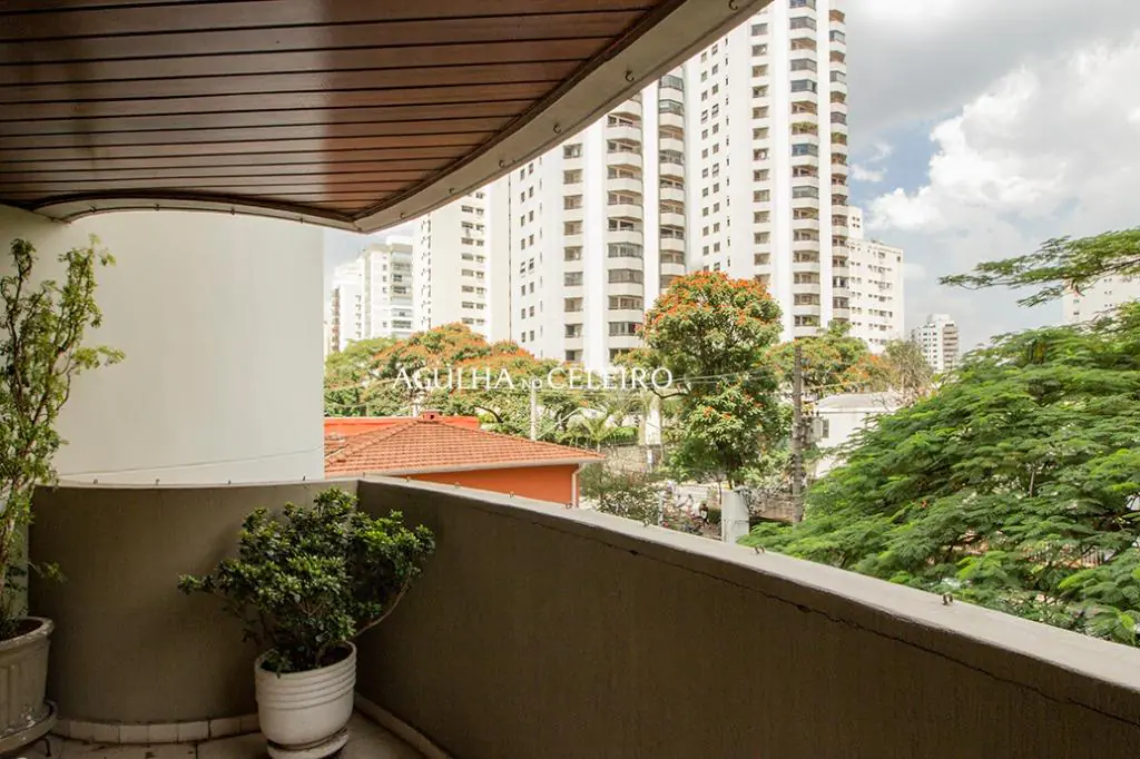 Venda/Moema: Perfeito para sua família! – AP6997