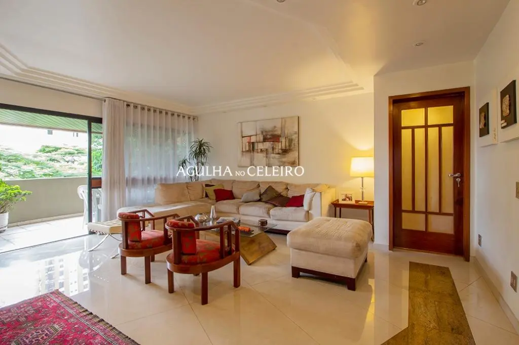 Venda/Moema: Perfeito para sua família! – AP6997