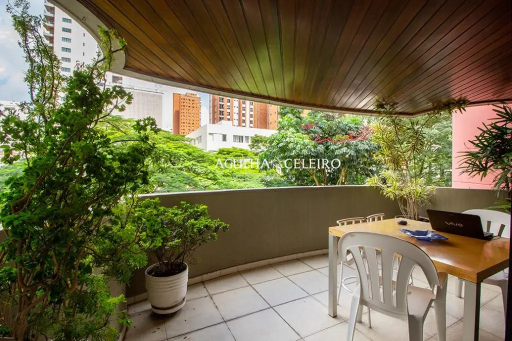 Venda/Moema: Perfeito para sua família! – AP6997