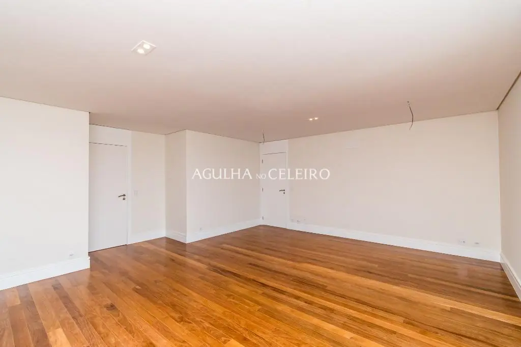 Venda/Campo Belo: 05 suítes com vista eterna! – AP7475