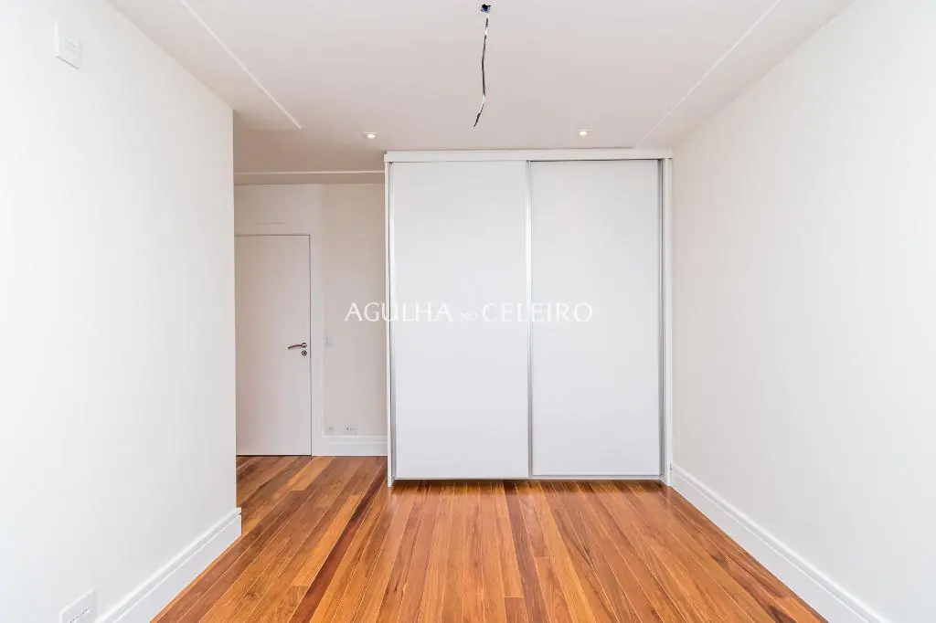 Venda/Campo Belo: 05 suítes com vista eterna! – AP7475