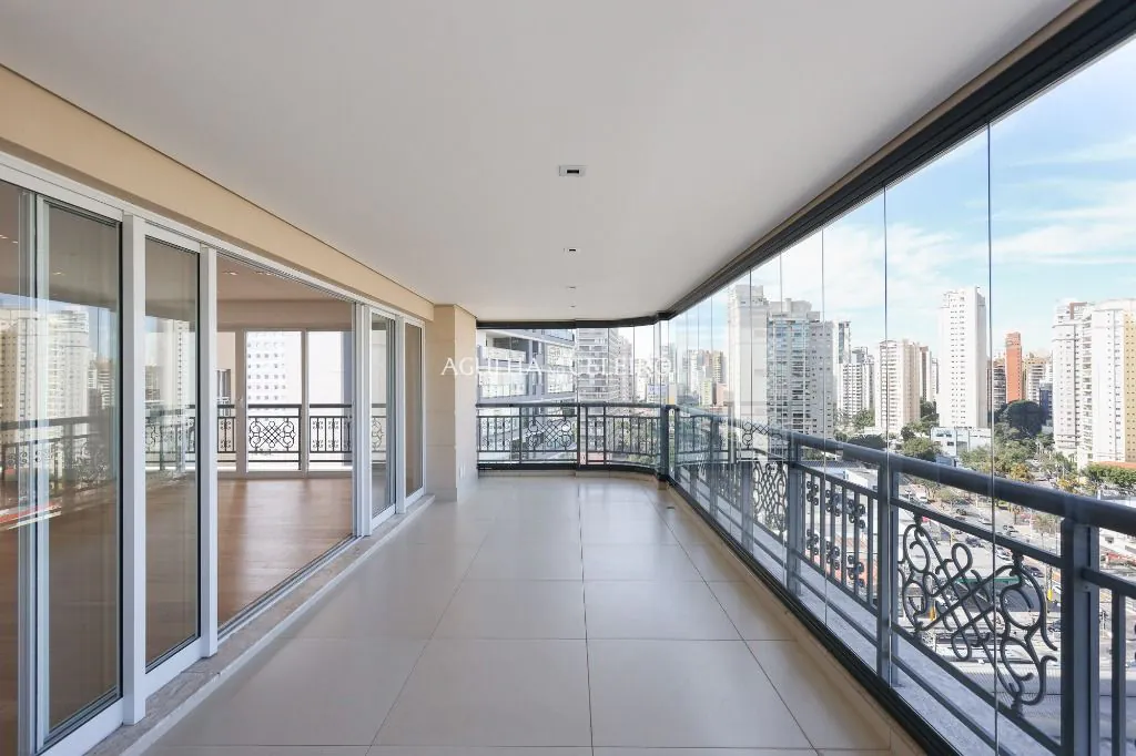 Venda/Itaim Bibi:Perfeito, Sofisticado, no melhor do Itaim – AP7831