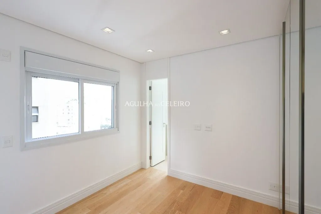 Venda/Itaim Bibi:Perfeito, Sofisticado, no melhor do Itaim – AP7831