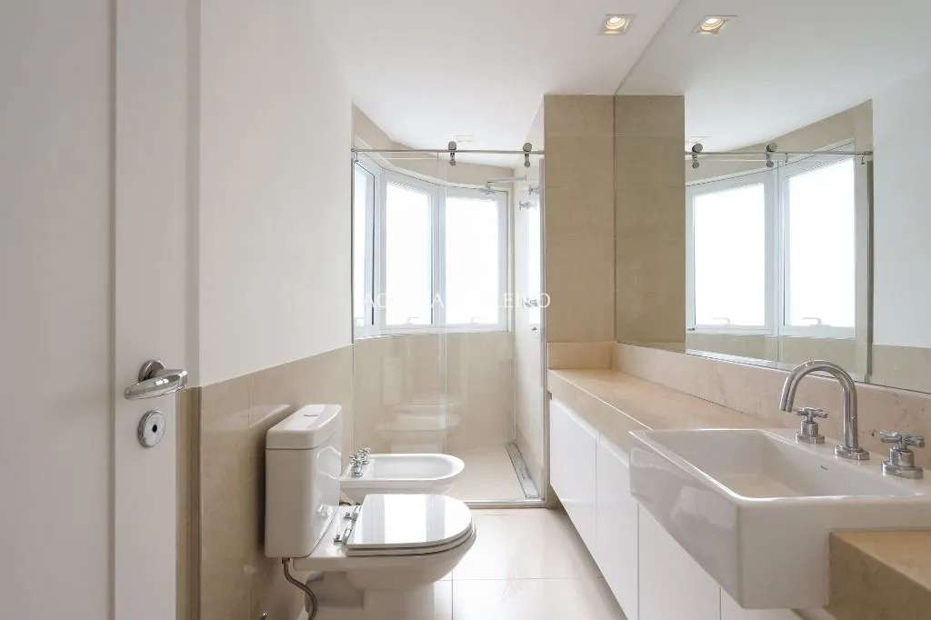 Venda/Itaim Bibi:Perfeito, Sofisticado, no melhor do Itaim – AP7831