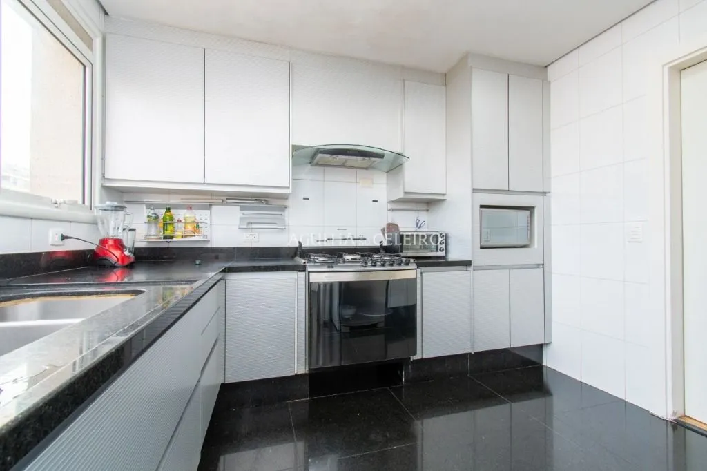 Venda/Vila Nova Conceição: Especial para famílias grandes – AP8027