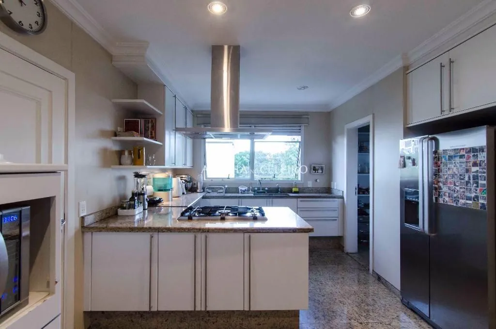 Venda/Vila Nova Conceição: Forever! – AP8036