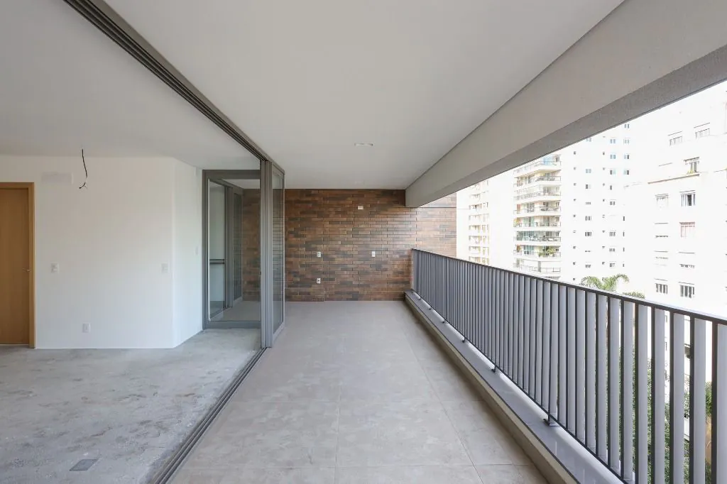 Venda/Paraíso: Novinho em folha! – AP8390