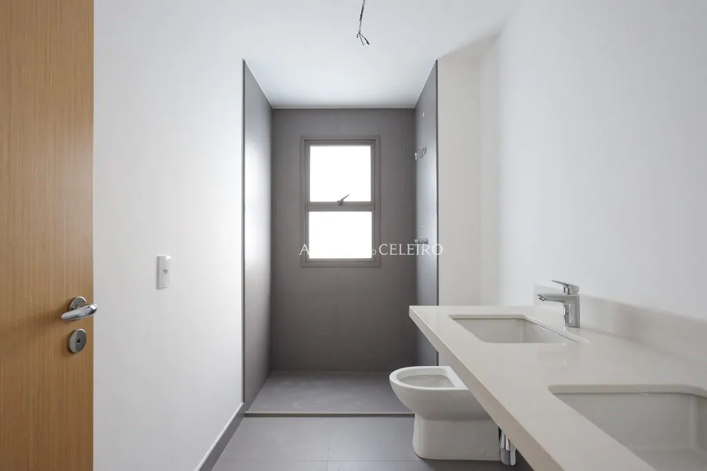 Venda/Paraíso: Novinho em folha! – AP8390