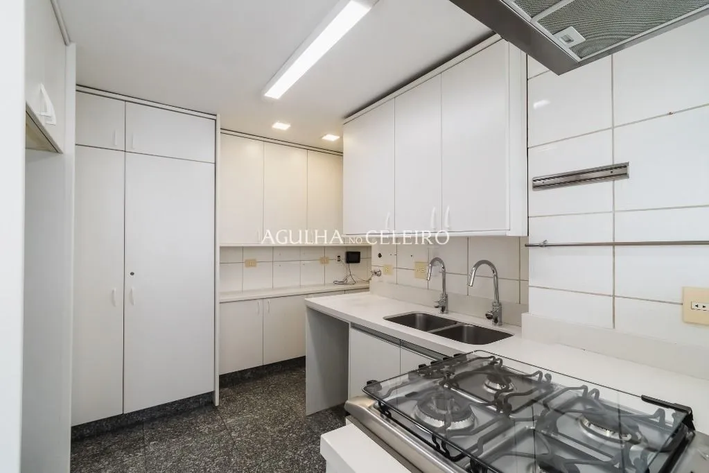 Venda/Moema: muito conforto para você modernizar! – AP8496