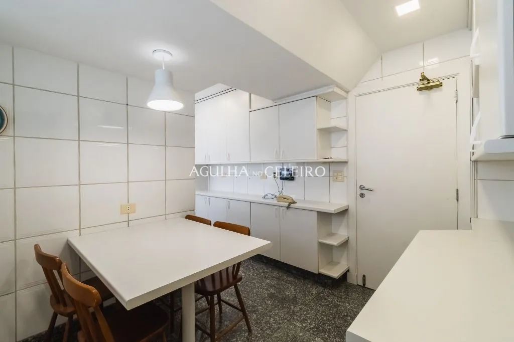 Venda/Moema: muito conforto para você modernizar! – AP8496