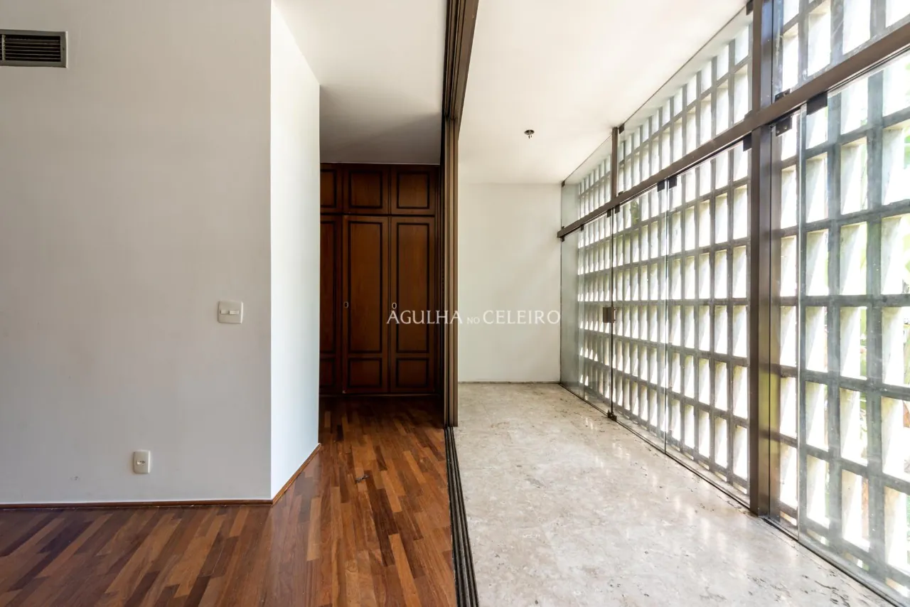 Venda/Alto de Pinheiros: A única residência de Oscar Niemeyer em SP – CA0144