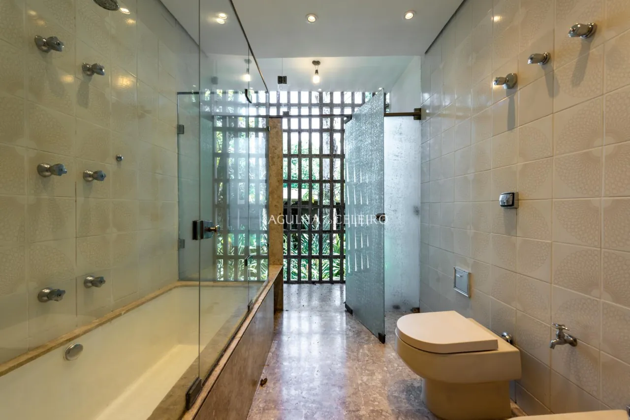 Venda/Alto de Pinheiros: A única residência de Oscar Niemeyer em SP – CA0144