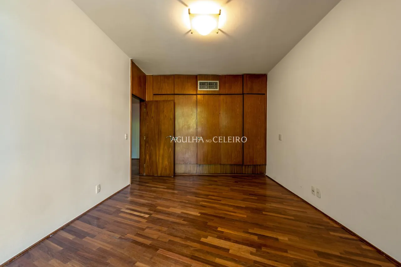 Venda/Alto de Pinheiros: A única residência de Oscar Niemeyer em SP – CA0144