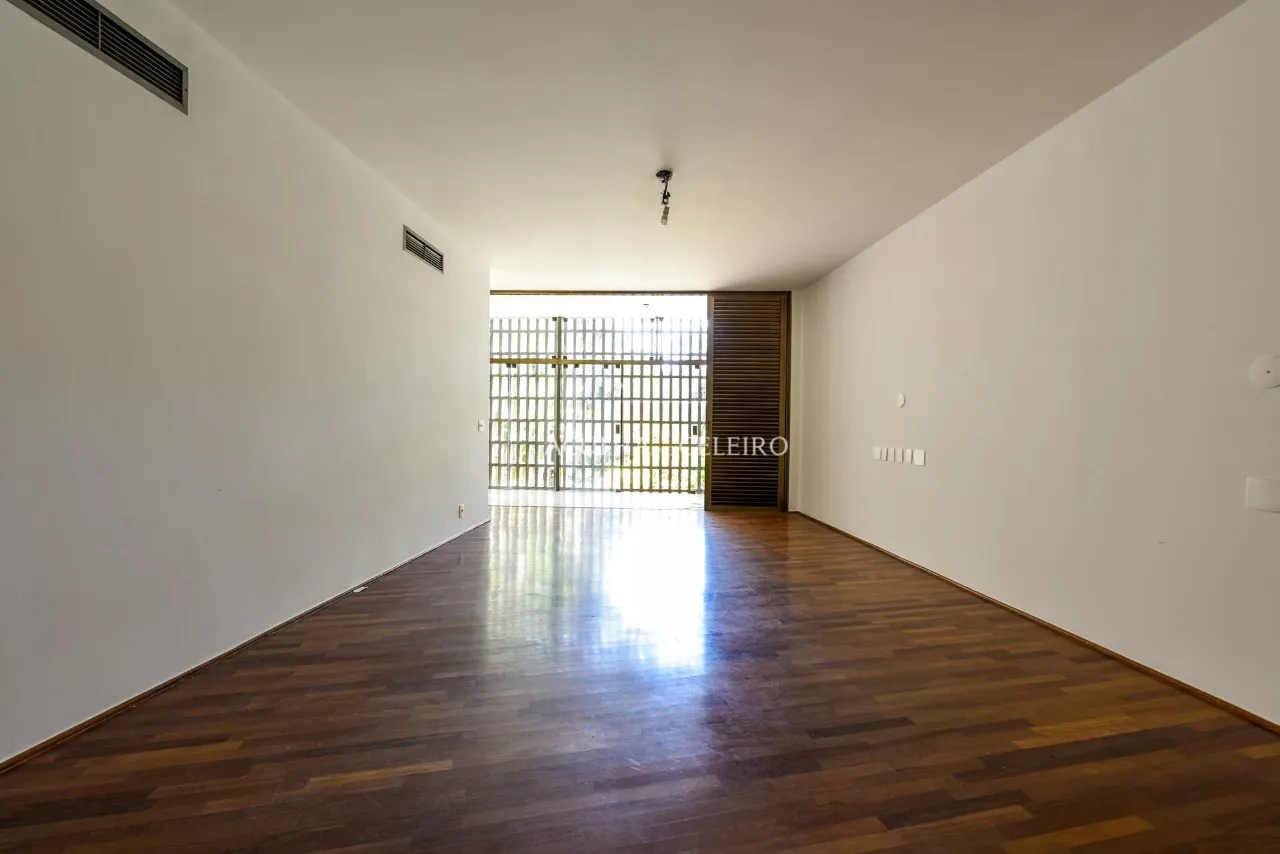 Venda/Alto de Pinheiros: A única residência de Oscar Niemeyer em SP – CA0144