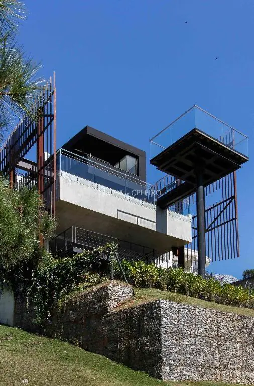 Venda/Aldeia da Serra: casa incrível com projeto premiado – CA0166