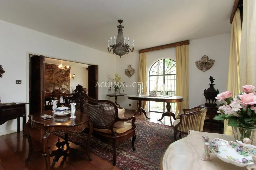 Venda/Locação/Jardim América: casa em estilo colonial brasileiro – CA0234