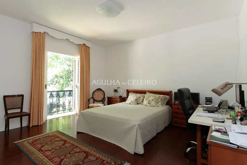 Venda/Locação/Jardim América: casa em estilo colonial brasileiro – CA0234