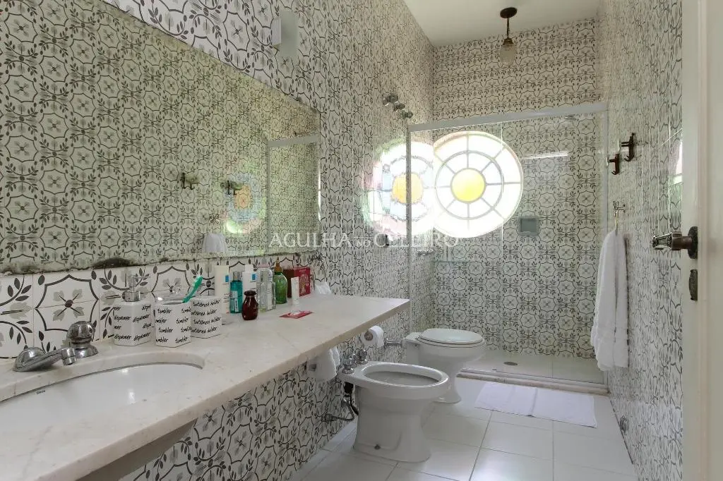 Venda/Locação/Jardim América: casa em estilo colonial brasileiro – CA0234