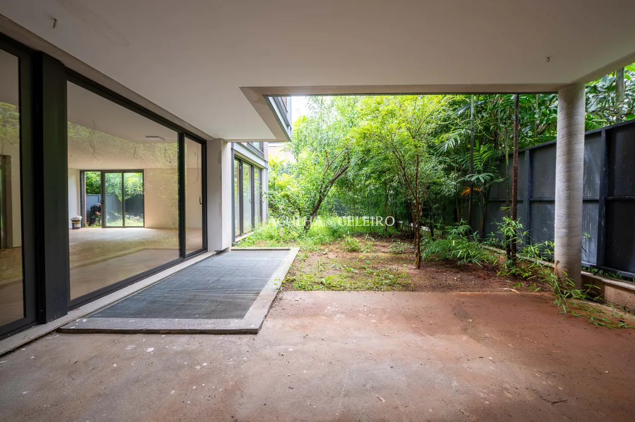 Casa de condomínio à venda próximo ao Parque Villa Lobos – CA0378