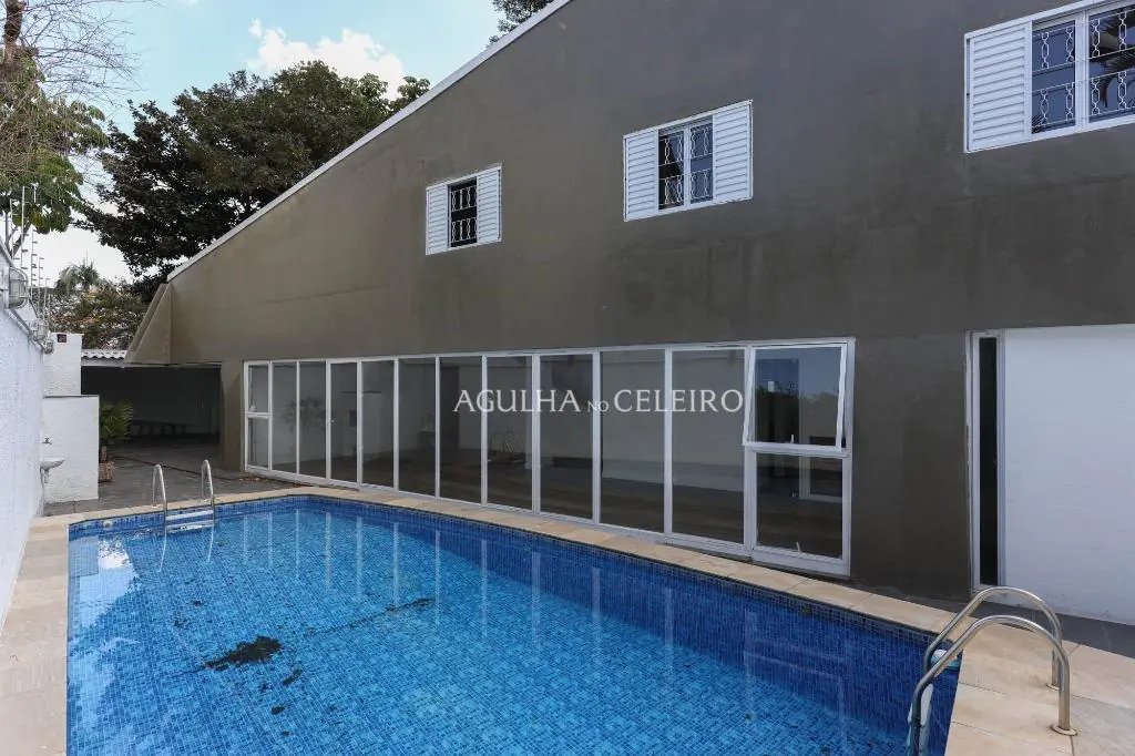 Venda/Alto de Pinheiros: Casa ampla e novinha! – CA0537