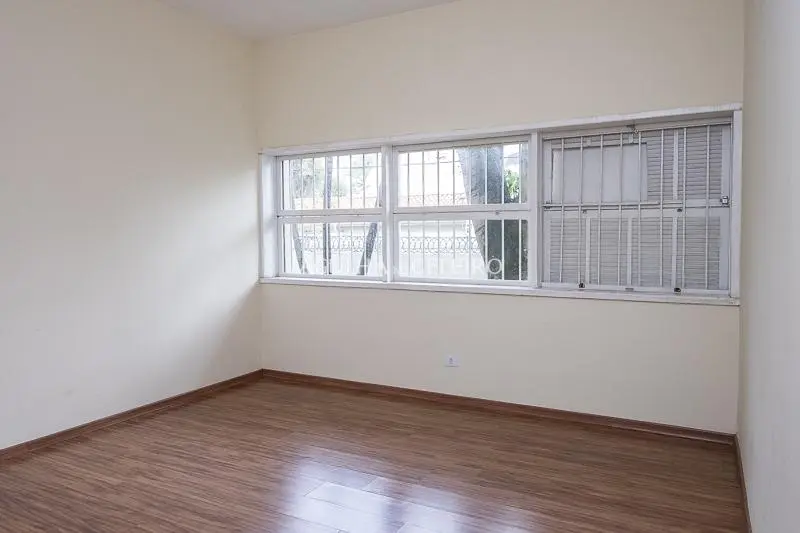 Casa com Terreno de 1120 mts em esquina no coração da Vila Nova Conceição. – CA0722