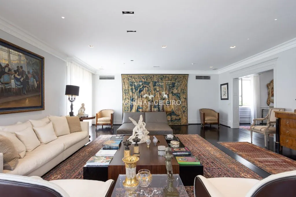 Venda/Jardim Europa: Simplesmente deslumbrante com projeto do renomado arquiteto Oscar Mikail. – CA0909