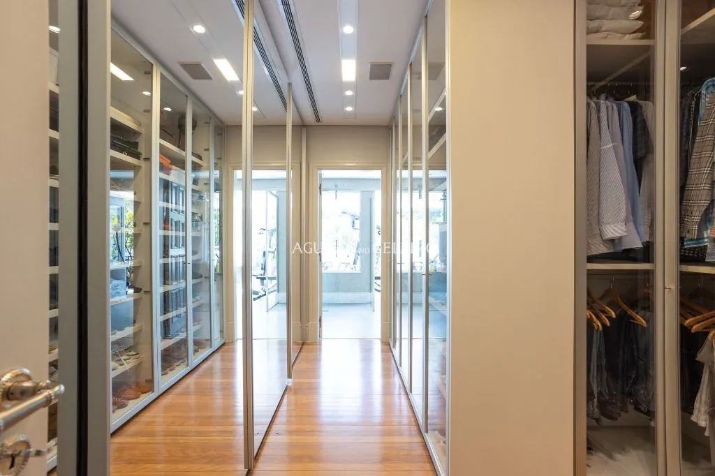 Venda/Jardim Europa: Simplesmente deslumbrante com projeto do renomado arquiteto Oscar Mikail. – CA0909