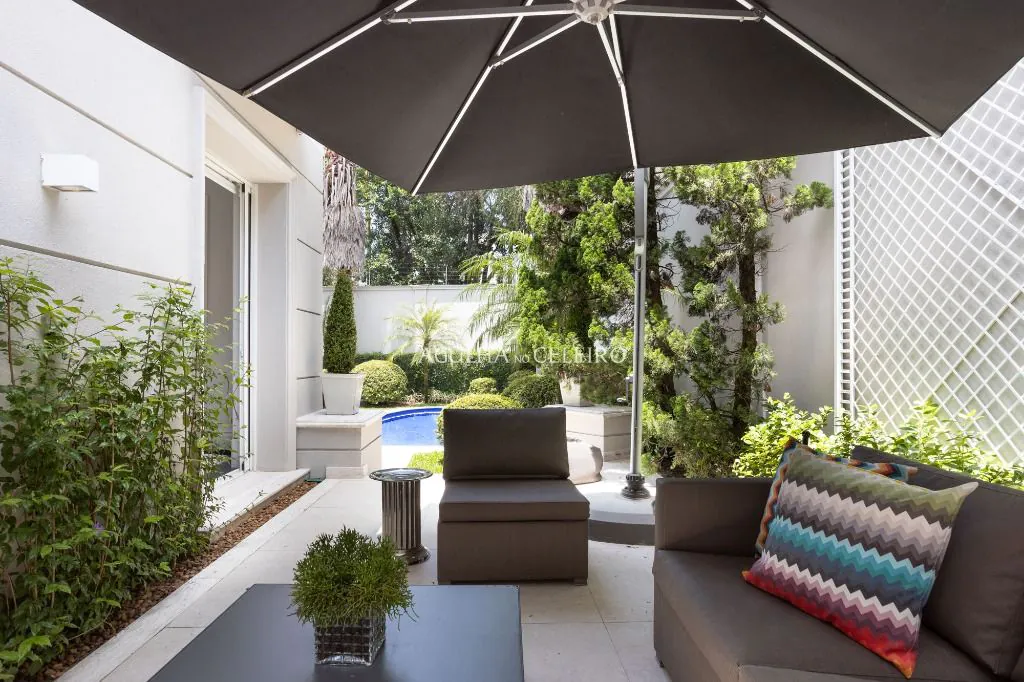 Venda/Jardim Europa: Simplesmente deslumbrante com projeto do renomado arquiteto Oscar Mikail. – CA0909