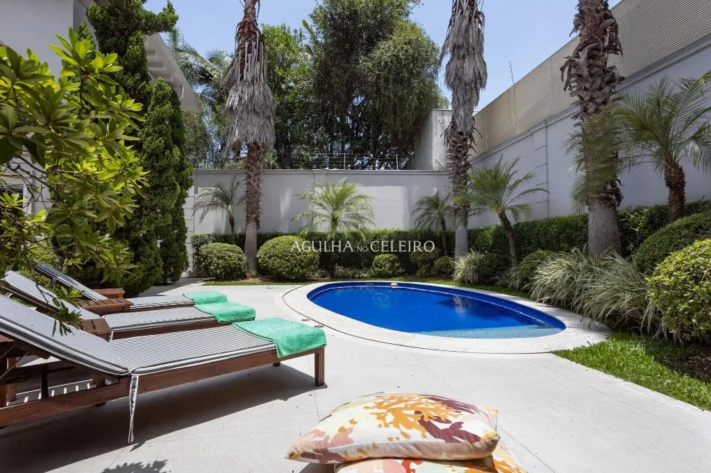 Venda/Jardim Europa: Simplesmente deslumbrante com projeto do renomado arquiteto Oscar Mikail. – CA0909