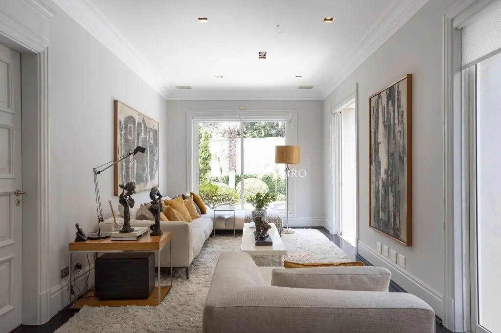 Venda/Jardim Europa: Simplesmente deslumbrante com projeto do renomado arquiteto Oscar Mikail. – CA0909