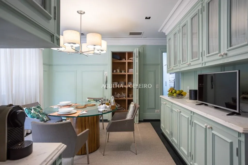 Venda/Jardim Europa: Simplesmente deslumbrante com projeto do renomado arquiteto Oscar Mikail. – CA0909