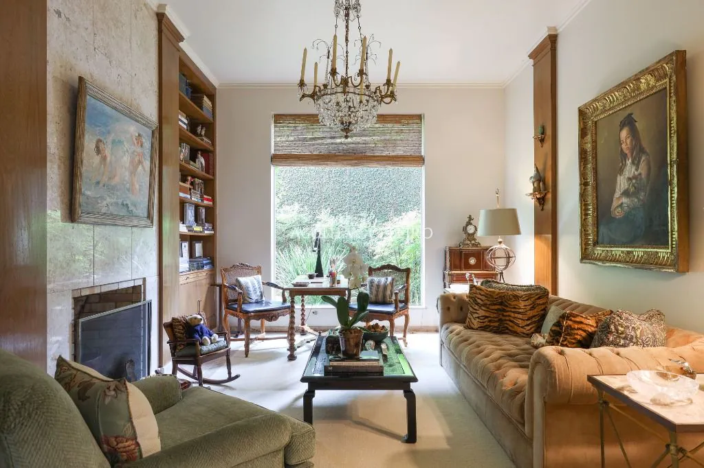 Venda/Jardim America: Casa espetacular com muita sofisticação, projetada por Octávio Pires – CA1153